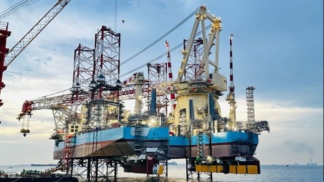 wind turbine installation vessel