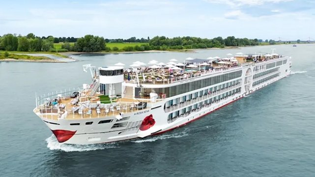 river cruise ship 