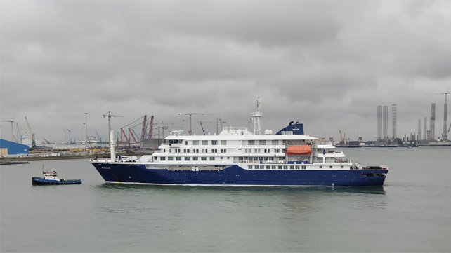 Hondious expedition cruise ship