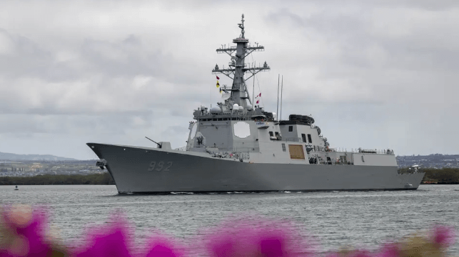 The South Korean Aegis destroyer ROKS Yulgok Yi I at Pearl Harbor, RIMPAC 2024 (USN)