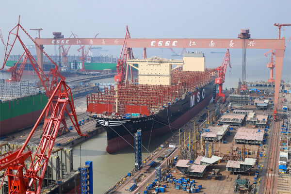 containership float out shipyard