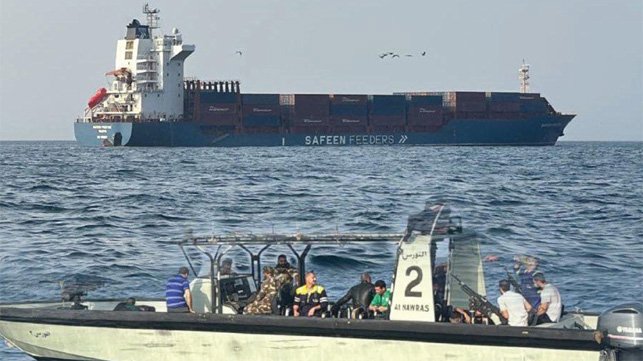 feeder ship evacuated in Straits of Hormuz