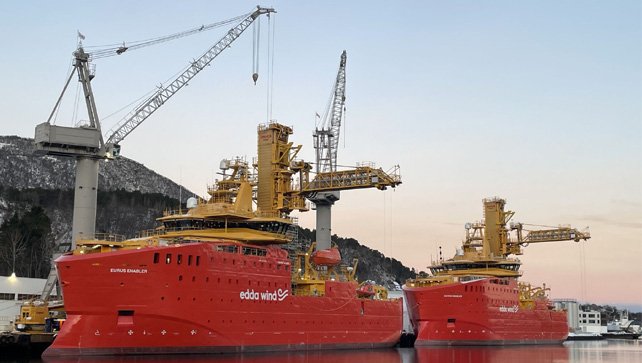 offshore wind service vessels