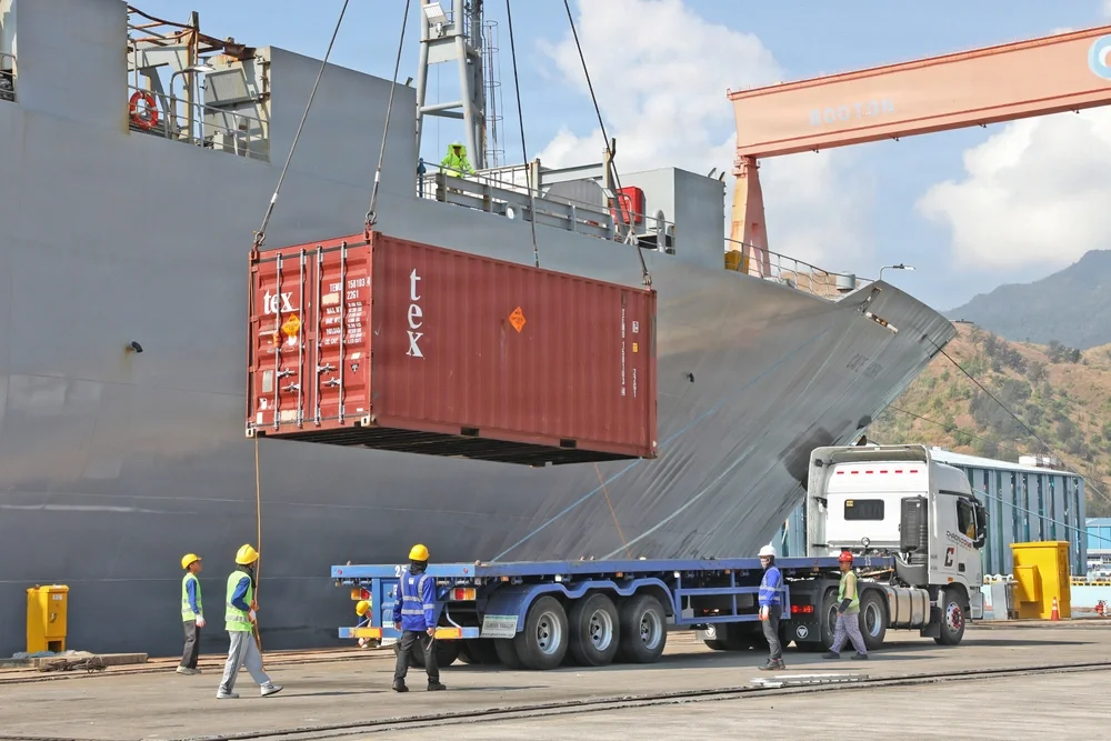 USNS Cape Horn offloads a container of supplies for U.S. Marine Corps units at the HHI Subic Bay shipyard in the Philippines, 2026. Military logistics and sustainment would be decisive in a Pacific conflict (U.S. Army photo)